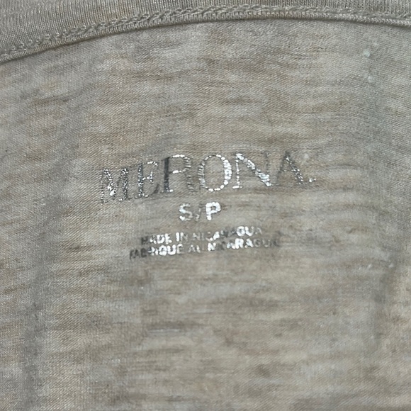 Cream Merona V-Neck Short Sleeve Tee size small - Picture 3 of 3